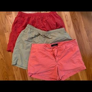 Bundle of 3 shorts